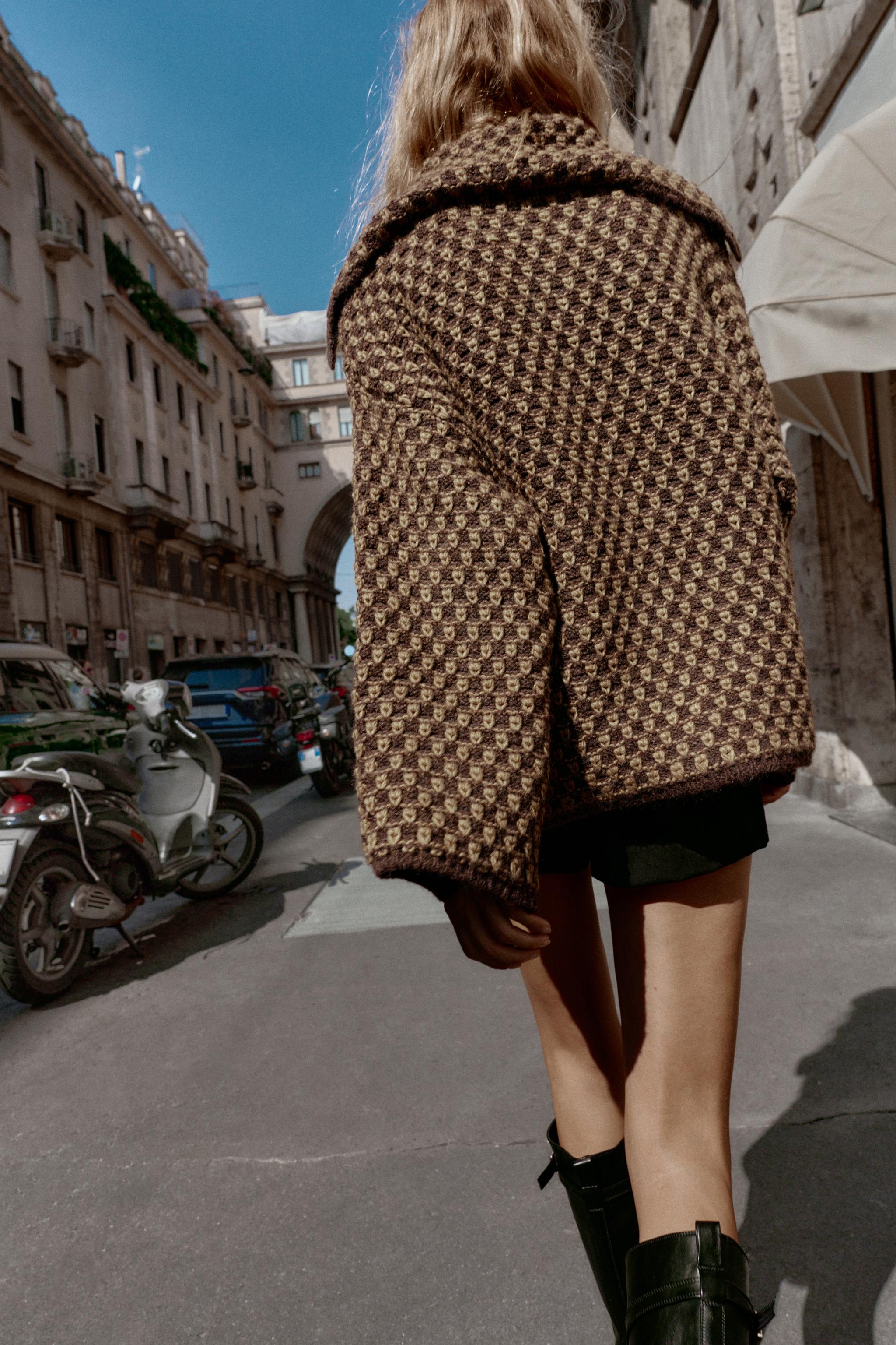 OVERSIZED KNIT JACKET